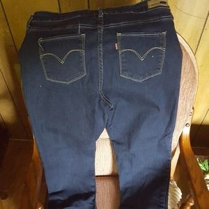 Ladies Levi jeans
